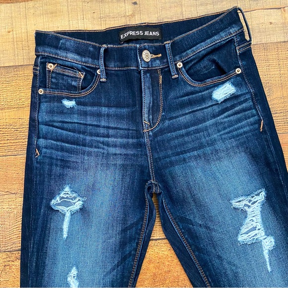 EXPRESS Mid-Rise Distressed Skinny Jeans - Picture 2 of 10